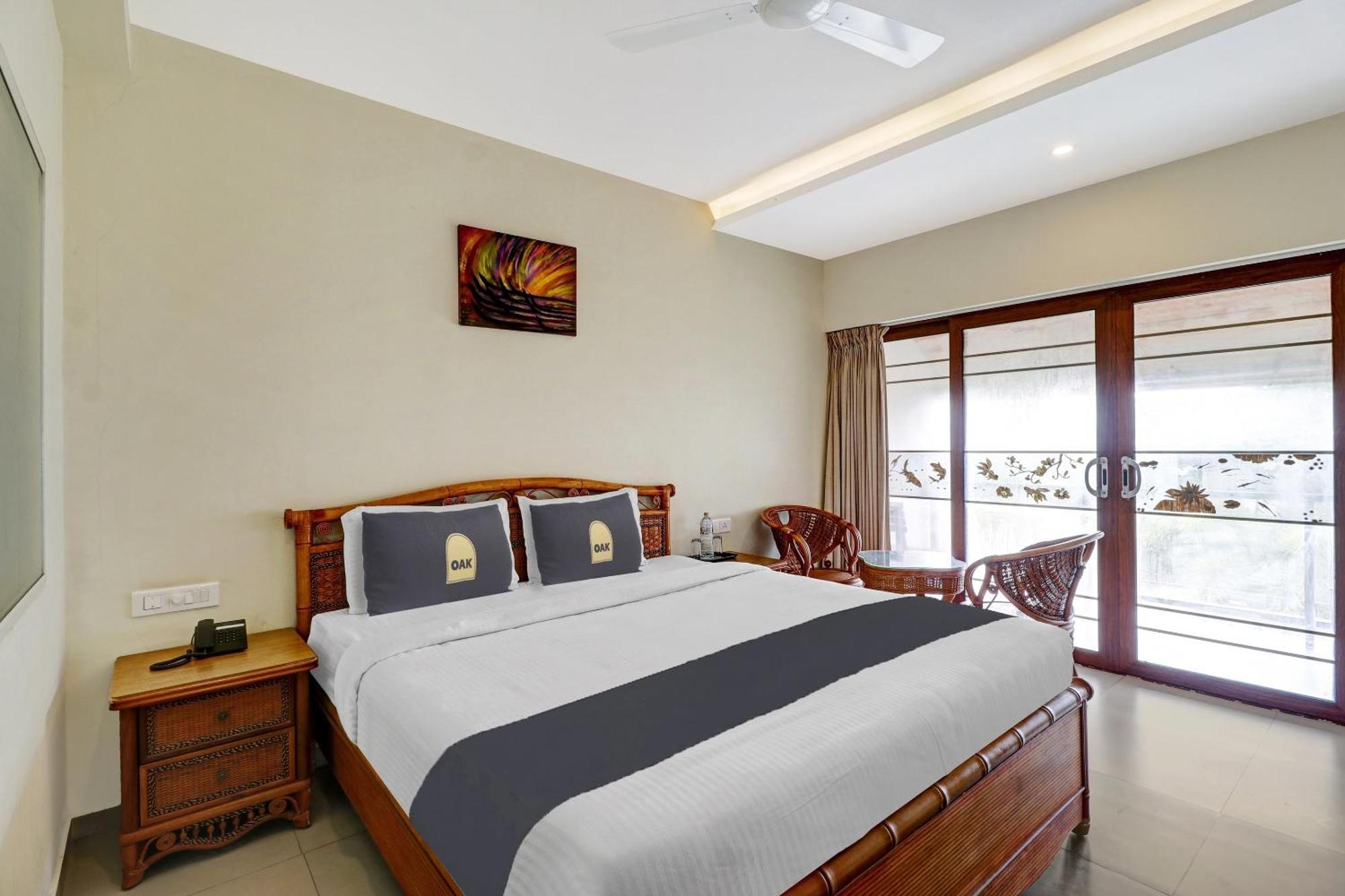 Townhouse Oak Edassery'S Sealine Villa Stay Kochi Esterno foto