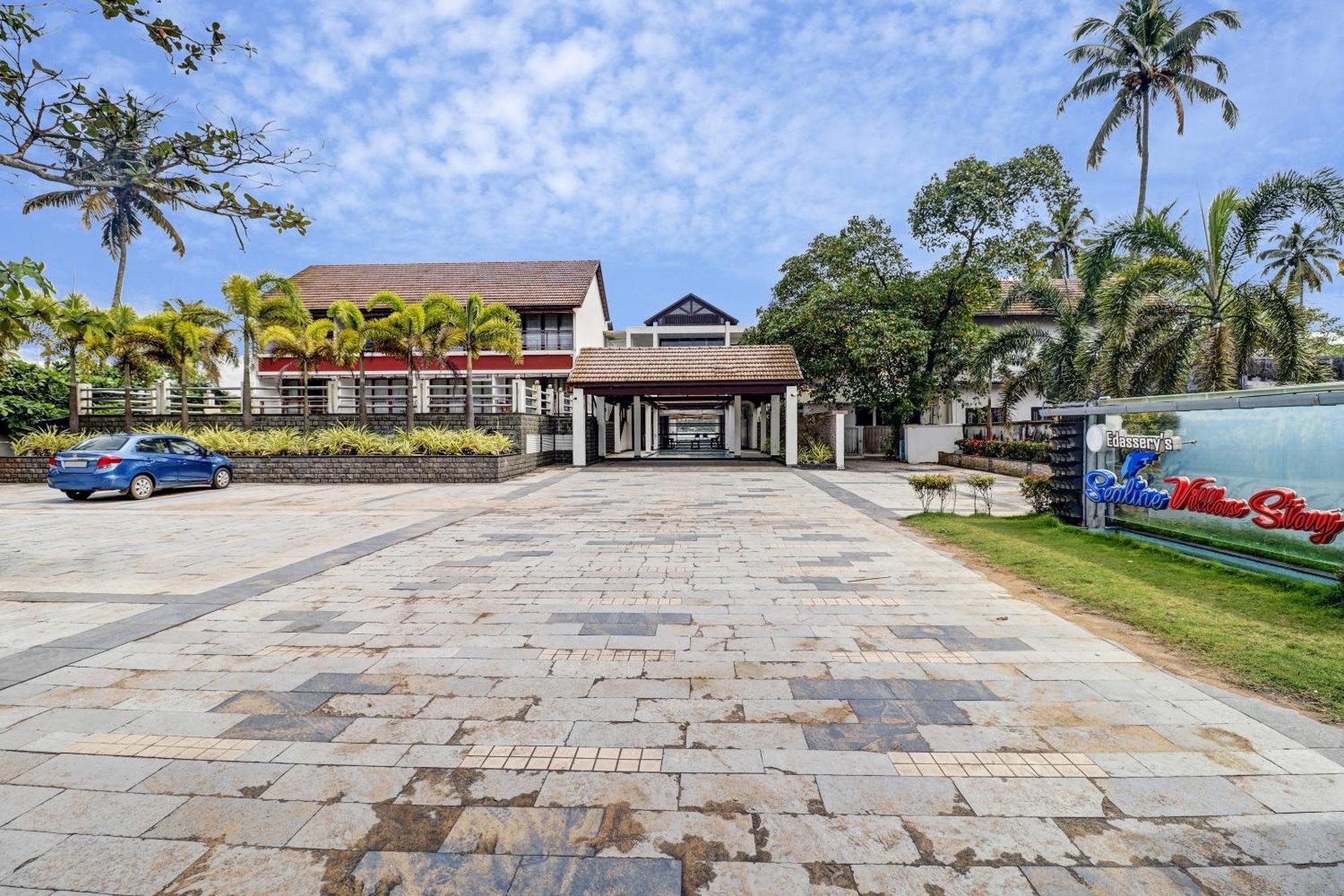 Townhouse Oak Edassery'S Sealine Villa Stay Kochi Esterno foto