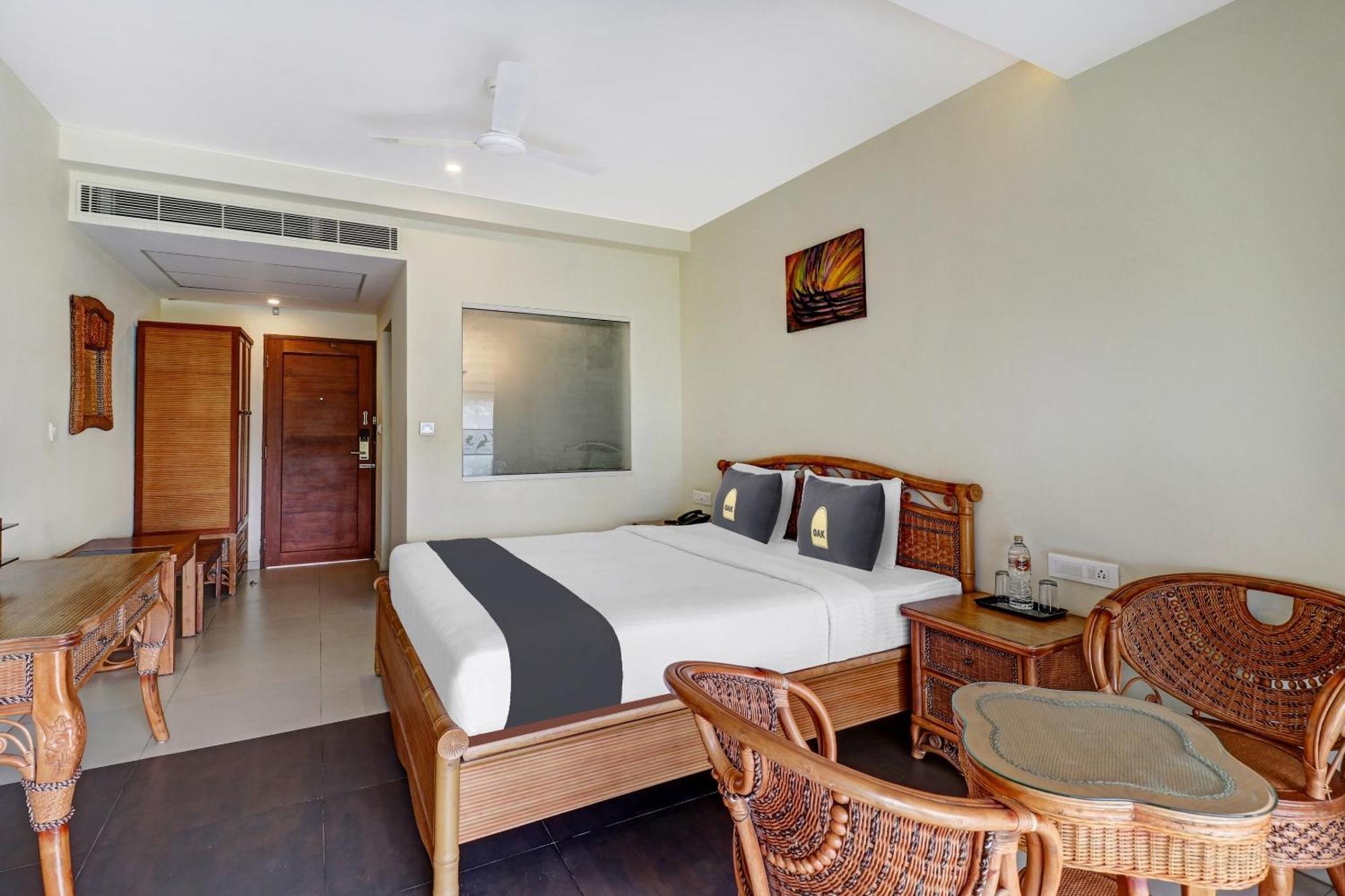 Townhouse Oak Edassery'S Sealine Villa Stay Kochi Esterno foto