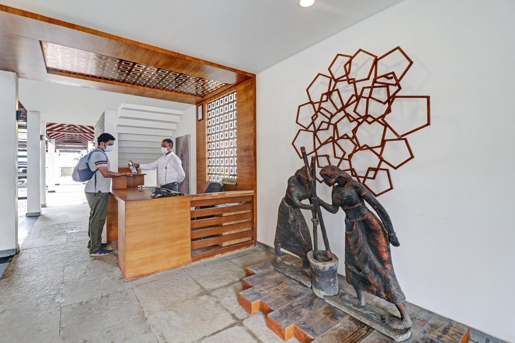Townhouse Oak Edassery'S Sealine Villa Stay Kochi Esterno foto