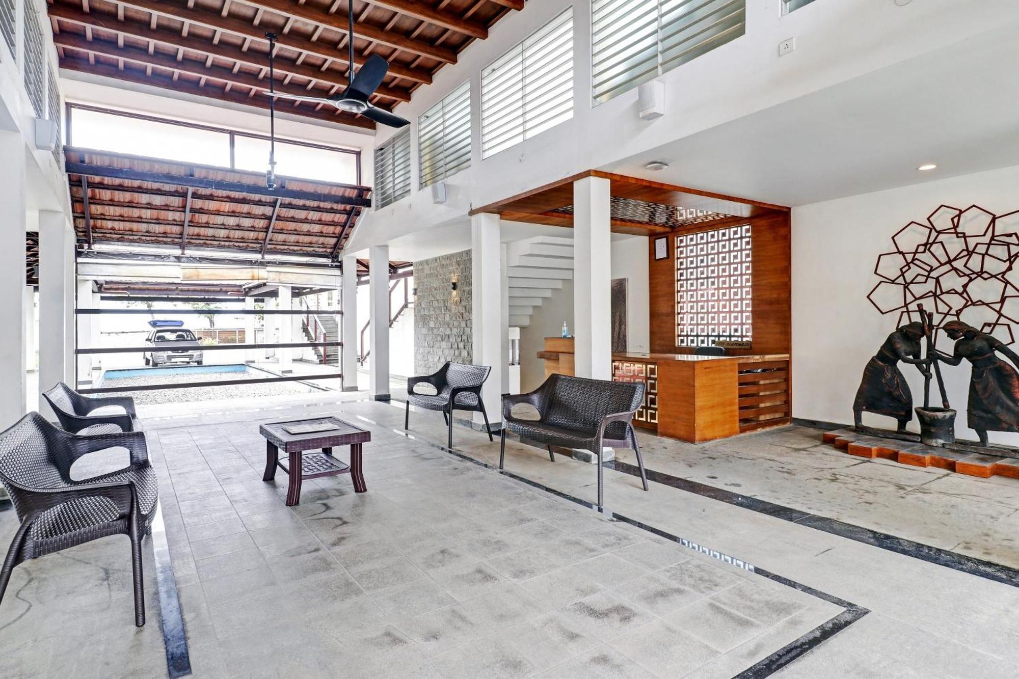 Townhouse Oak Edassery'S Sealine Villa Stay Kochi Esterno foto