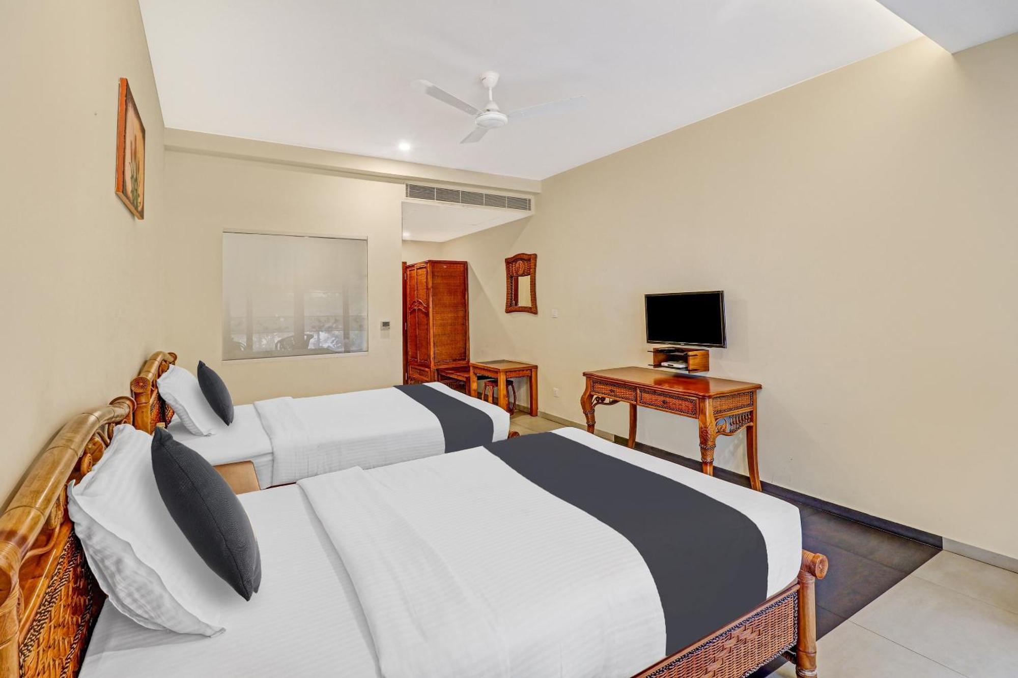 Townhouse Oak Edassery'S Sealine Villa Stay Kochi Esterno foto