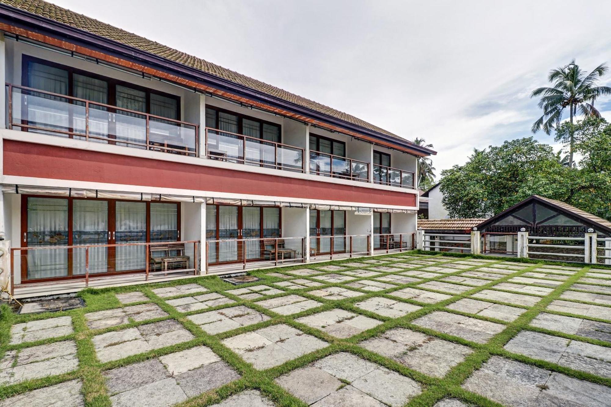 Townhouse Oak Edassery'S Sealine Villa Stay Kochi Esterno foto