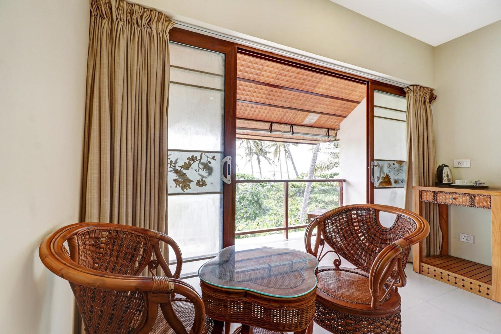Townhouse Oak Edassery'S Sealine Villa Stay Kochi Esterno foto