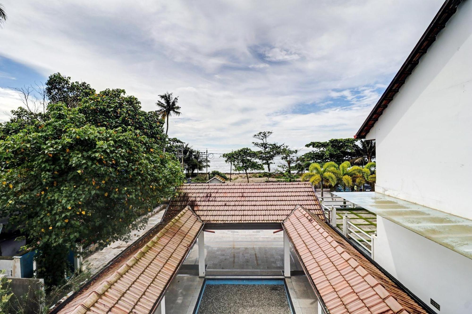 Townhouse Oak Edassery'S Sealine Villa Stay Kochi Esterno foto