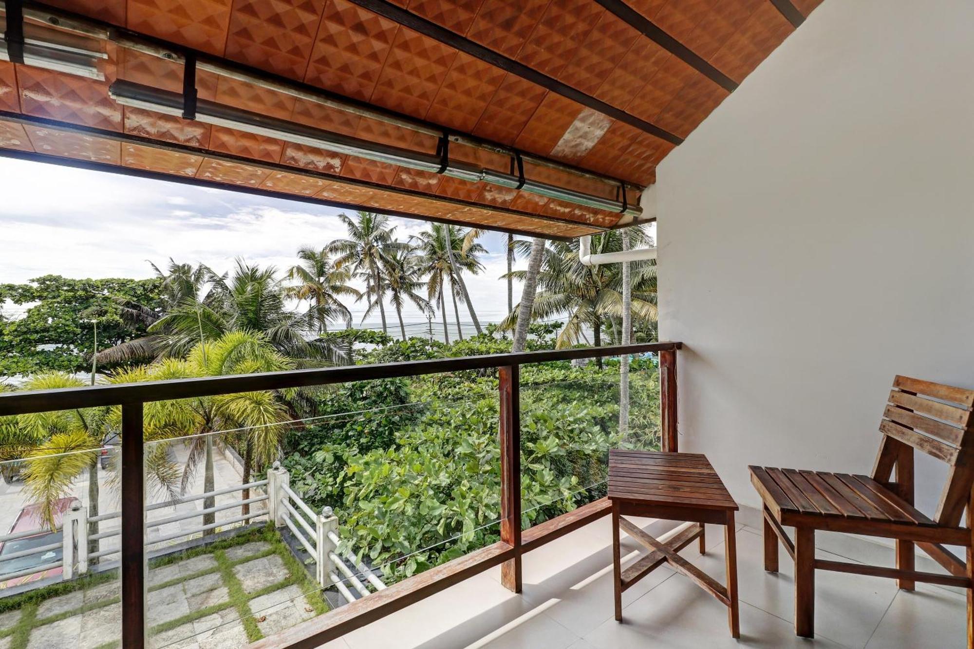 Townhouse Oak Edassery'S Sealine Villa Stay Kochi Esterno foto