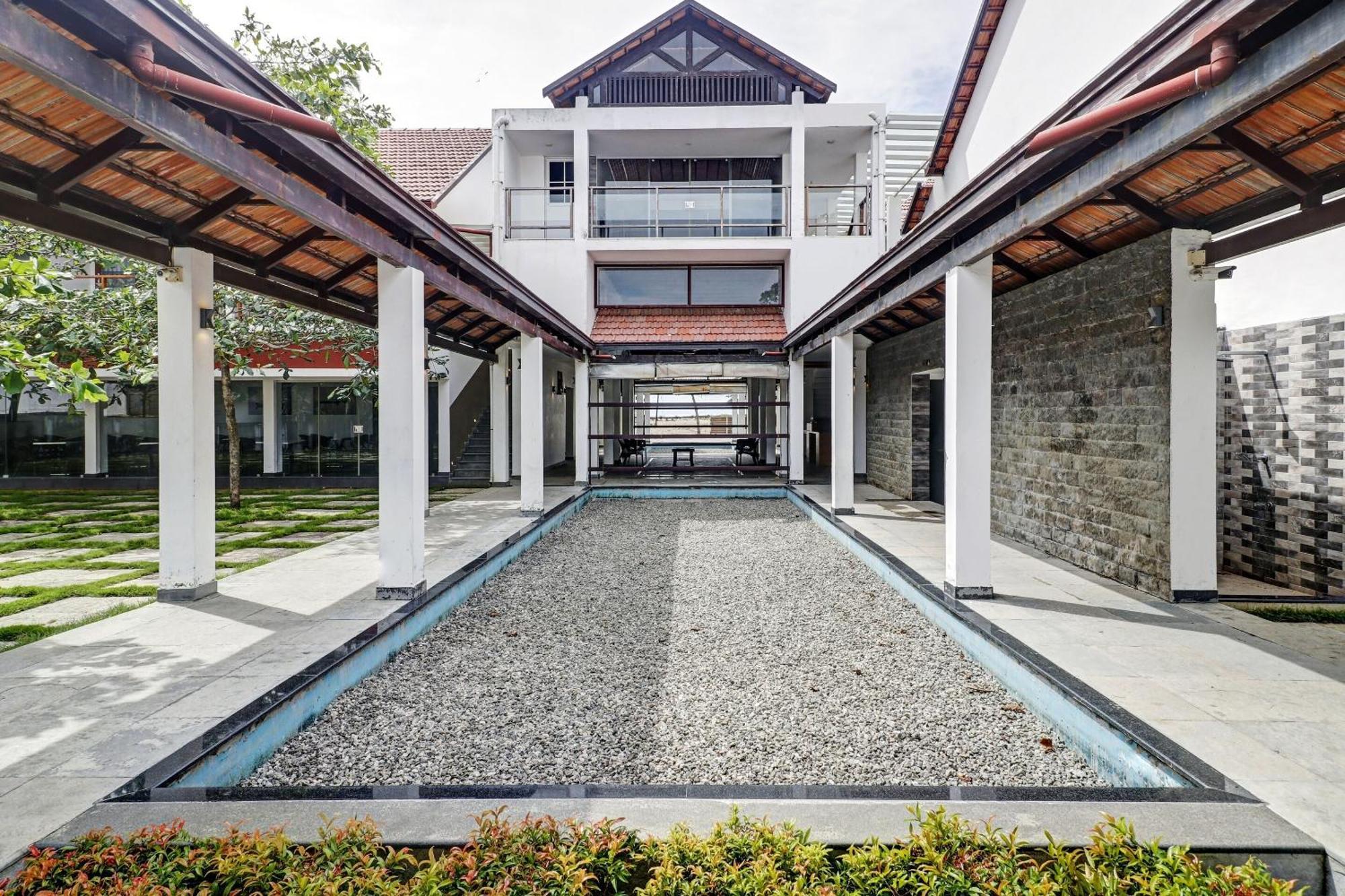 Townhouse Oak Edassery'S Sealine Villa Stay Kochi Esterno foto