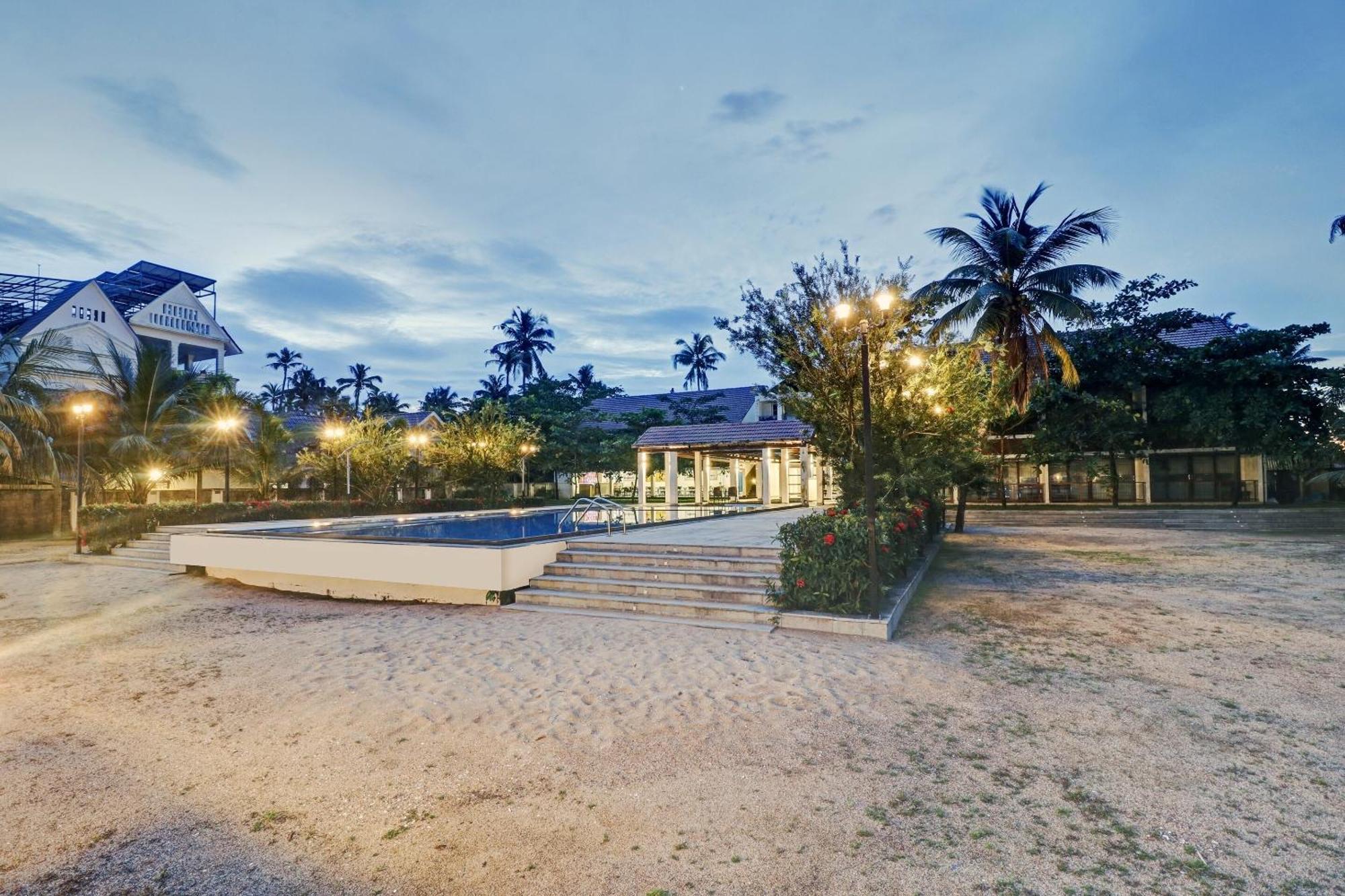 Townhouse Oak Edassery'S Sealine Villa Stay Kochi Esterno foto