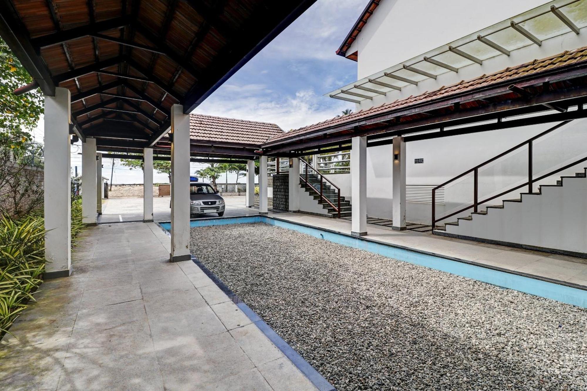 Townhouse Oak Edassery'S Sealine Villa Stay Kochi Esterno foto